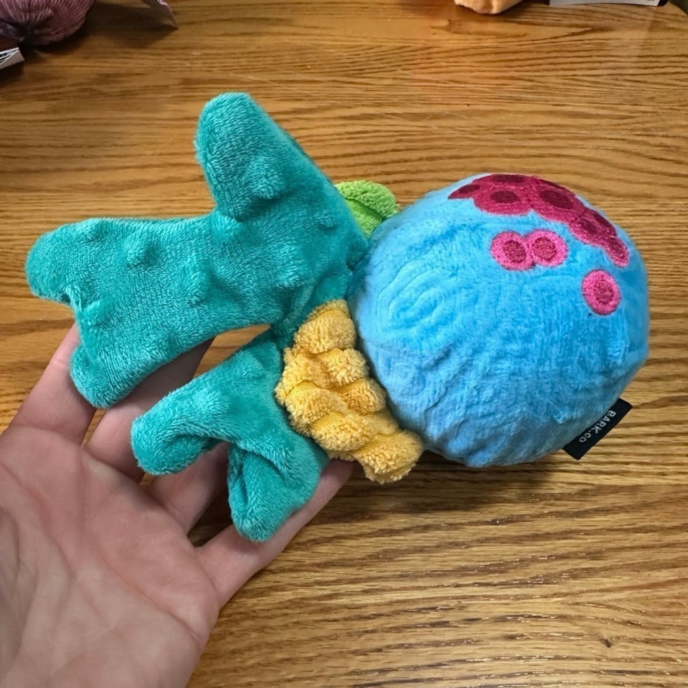 $$—>Animal Shelter. Bark Box Super Chewer Large $$ goes to Animal Shelter